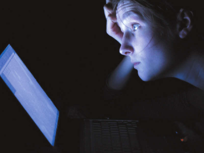 Is the web spawning a new wave of internet addiction? - Play ...