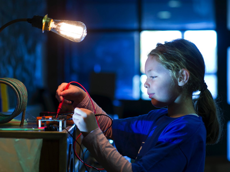 ‘Galileo Girls’ event lights up with creativity at DCU