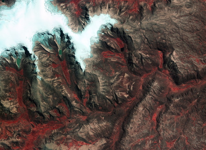 Gigglebit: Peru's Quelccaya ice cap from space (photo) - Innovation ...