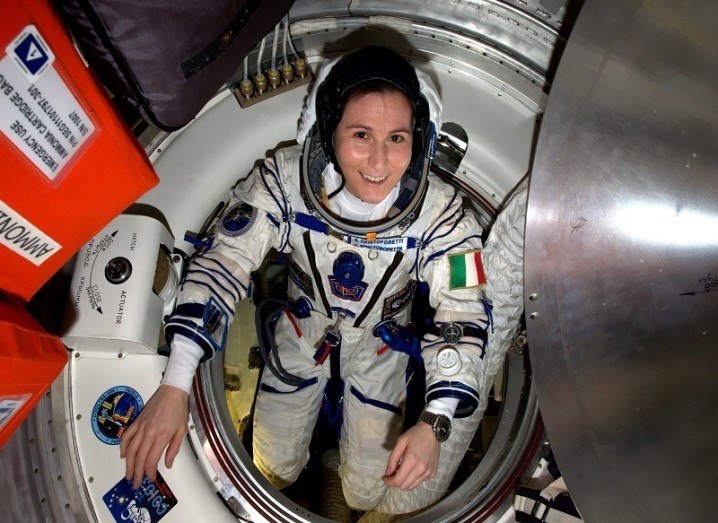 Sam Cristoforetti among the women in space