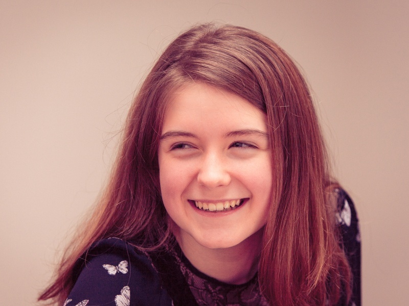 Niamh Scanlon named EU Digital Girl of the Year 2015