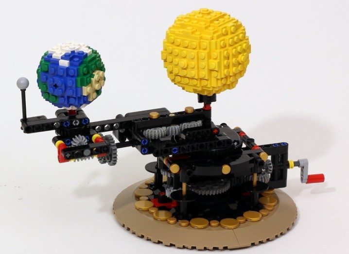 Lego solar system Orrory