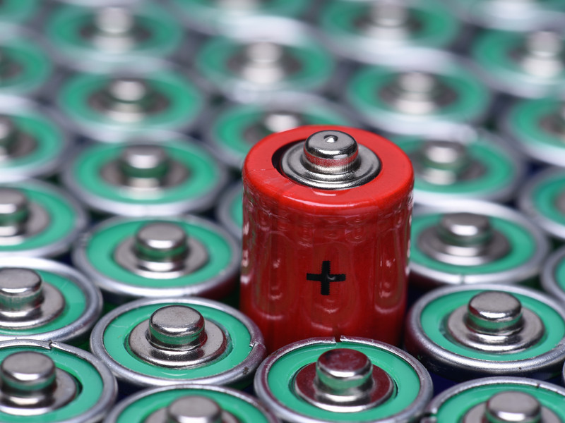 Battery that lasts 400-times longer discovered accidentally