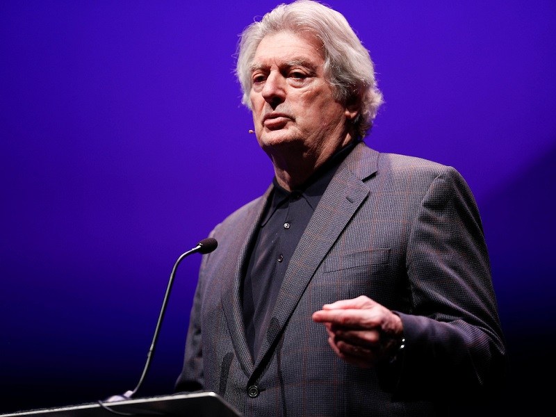 Alan Siegel reveals 3 things he uses to evaluate a brand – VIDEO