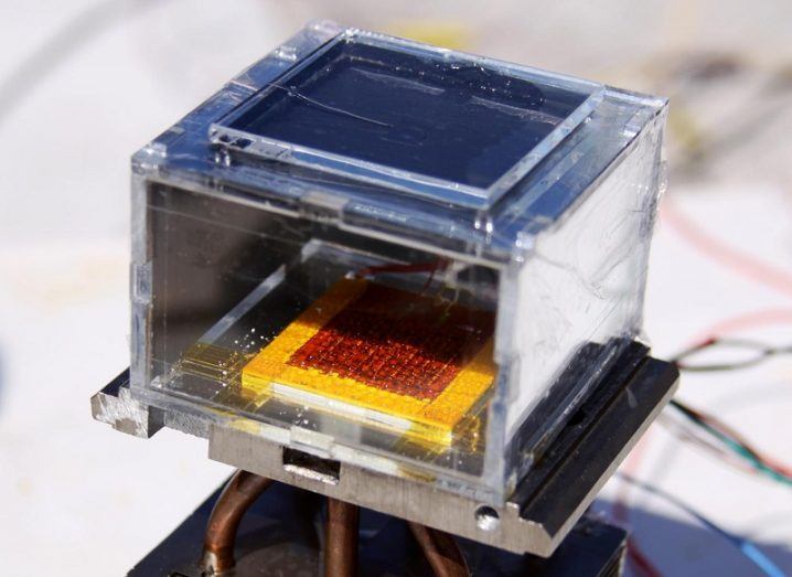 Solar MOF device