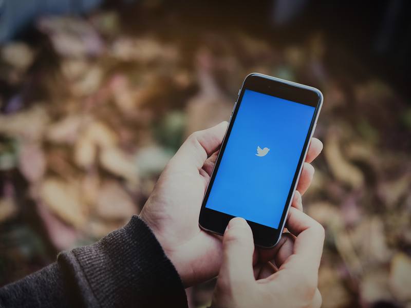 Twitter Removes Verified Badges From Several Controversial Accounts 3199