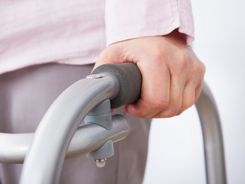 Device to treat ‘freezing of gait’ in Parkinson’s patients shows great