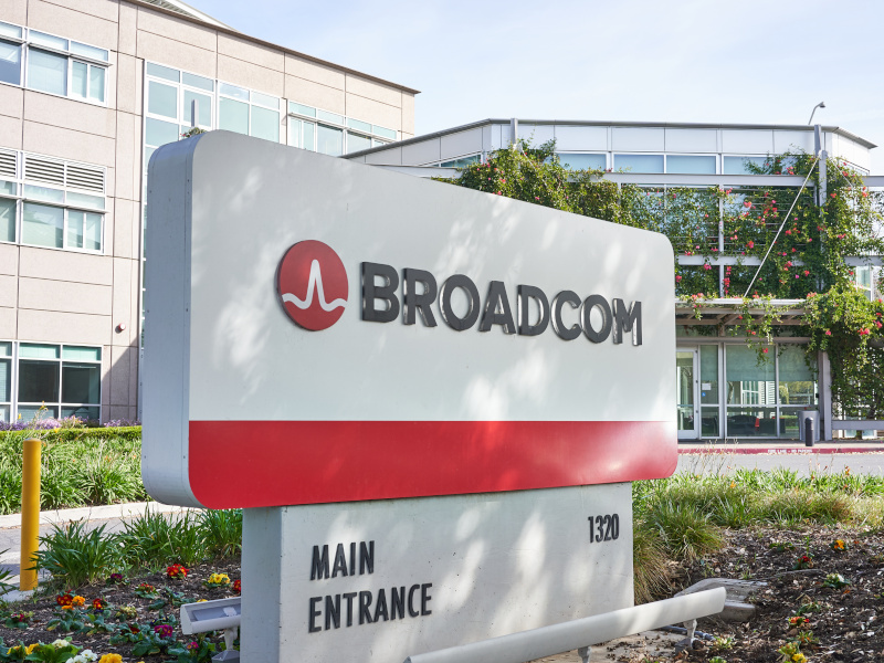 EU Investigates Broadcom’s $61bn Bid To Acquire VMware