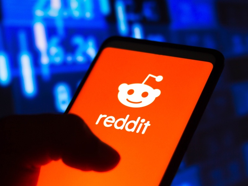 Why is Reddit challenging Ireland s media regulator in court