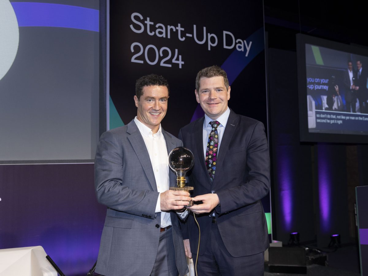 Image of Doctor Cormac Farrelly, founder of LaNua Medical, receiving the Big Ideas trophy from Minister Peter Burke at the Enterprise Ireland event.