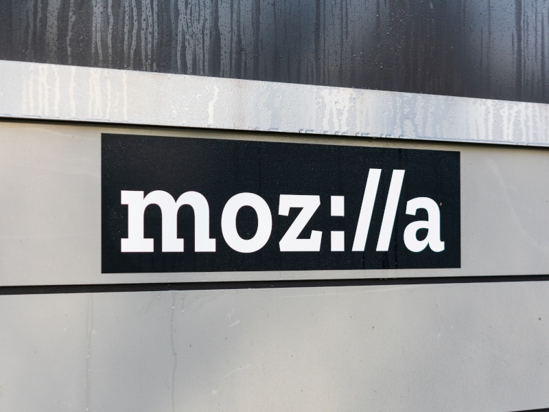 Mozilla sign stylised as moz://a, on Silicon Valley office.